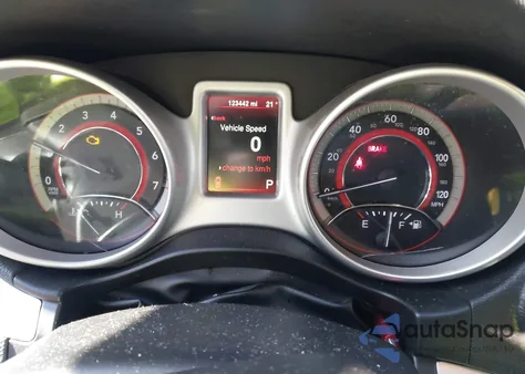 2015 Dodge Journey Sxt из США, поврежденный, VIN 3C4PDDBG3FT557940